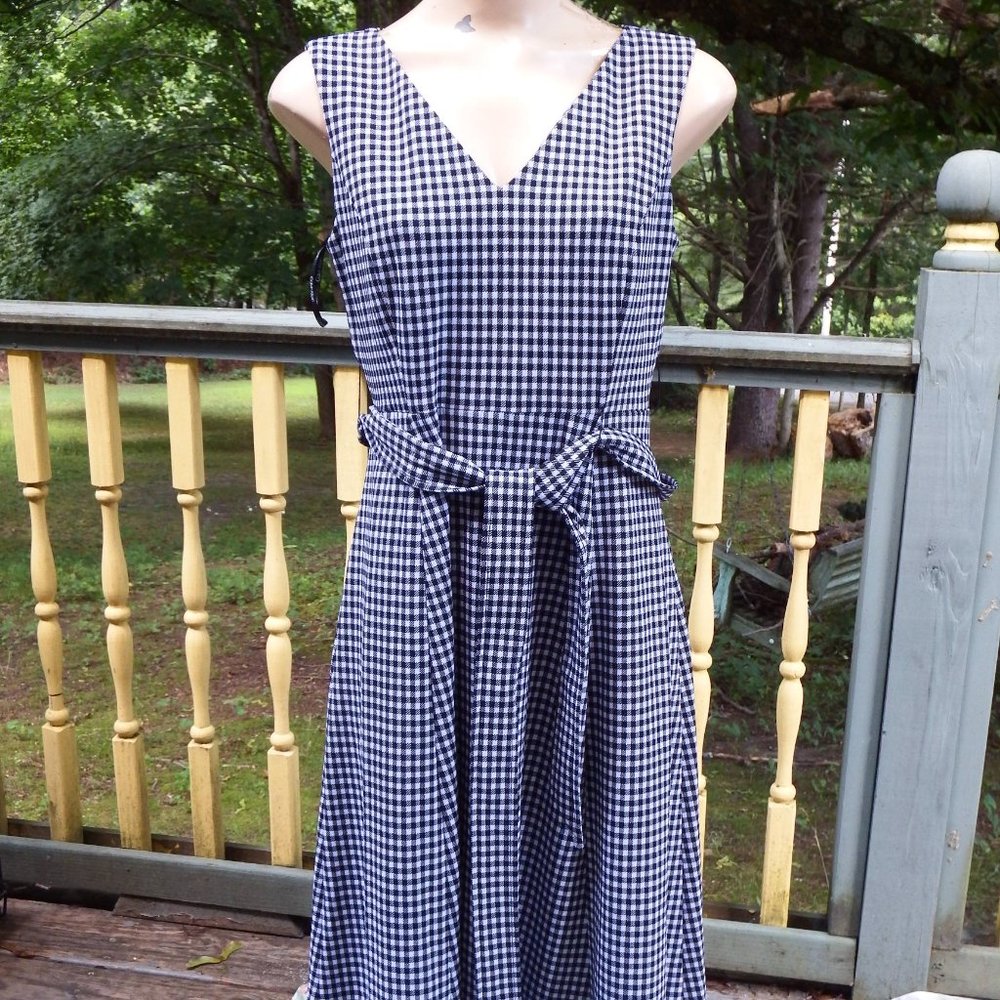 Calvin Klein Black & White Belted Dress Size 8